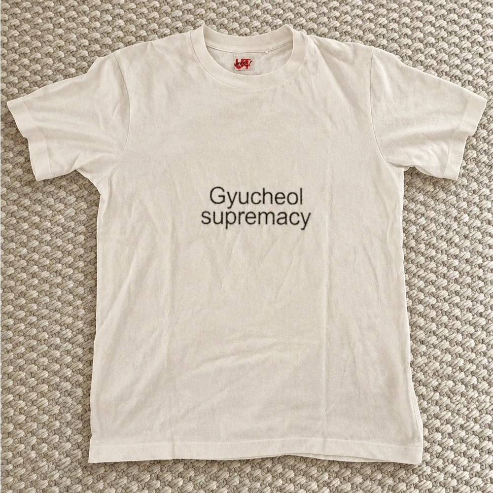 Uniqlo White Crewneck T-Shirt with Centered Black Text